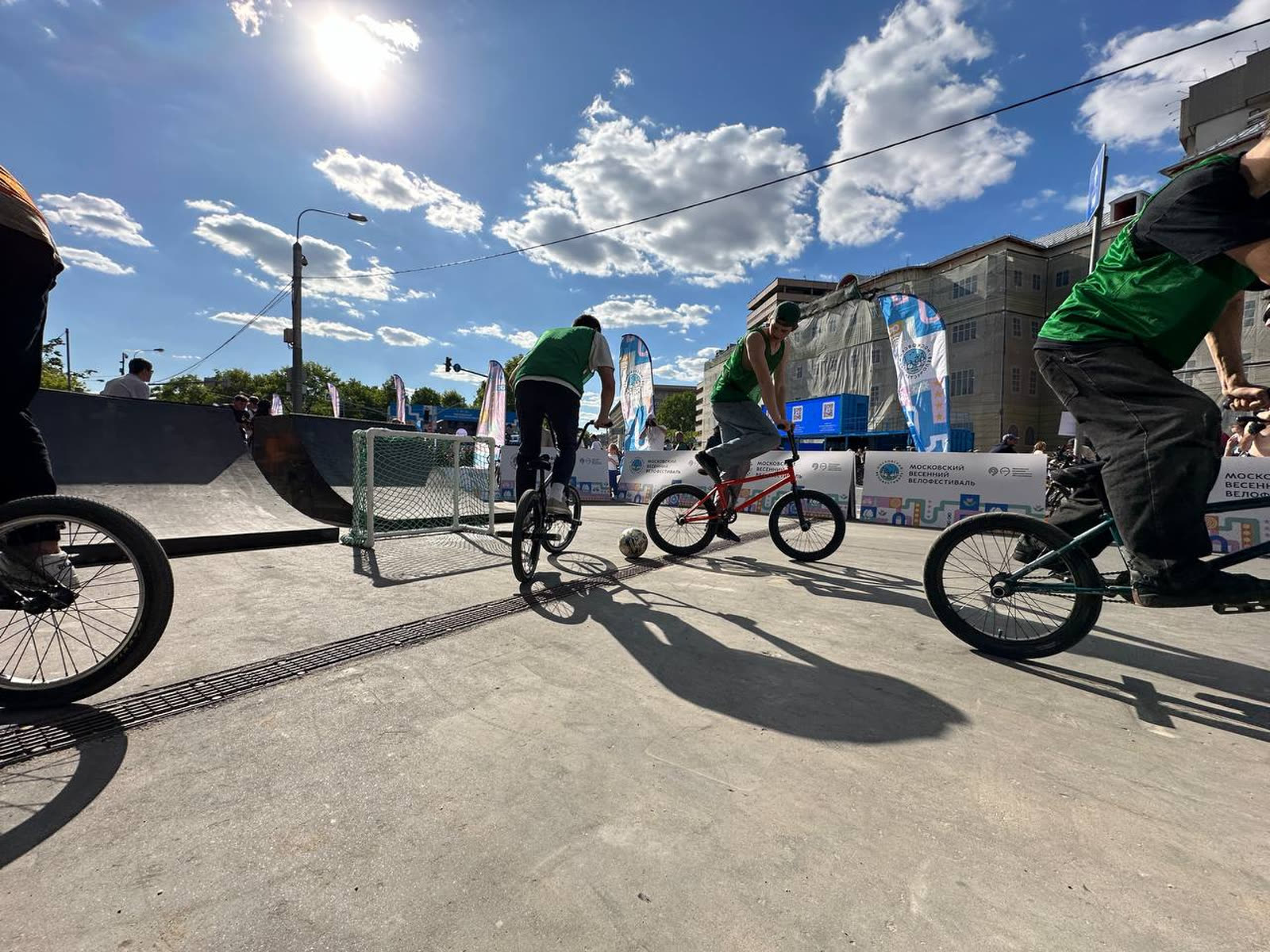 Велофутбол на BMX